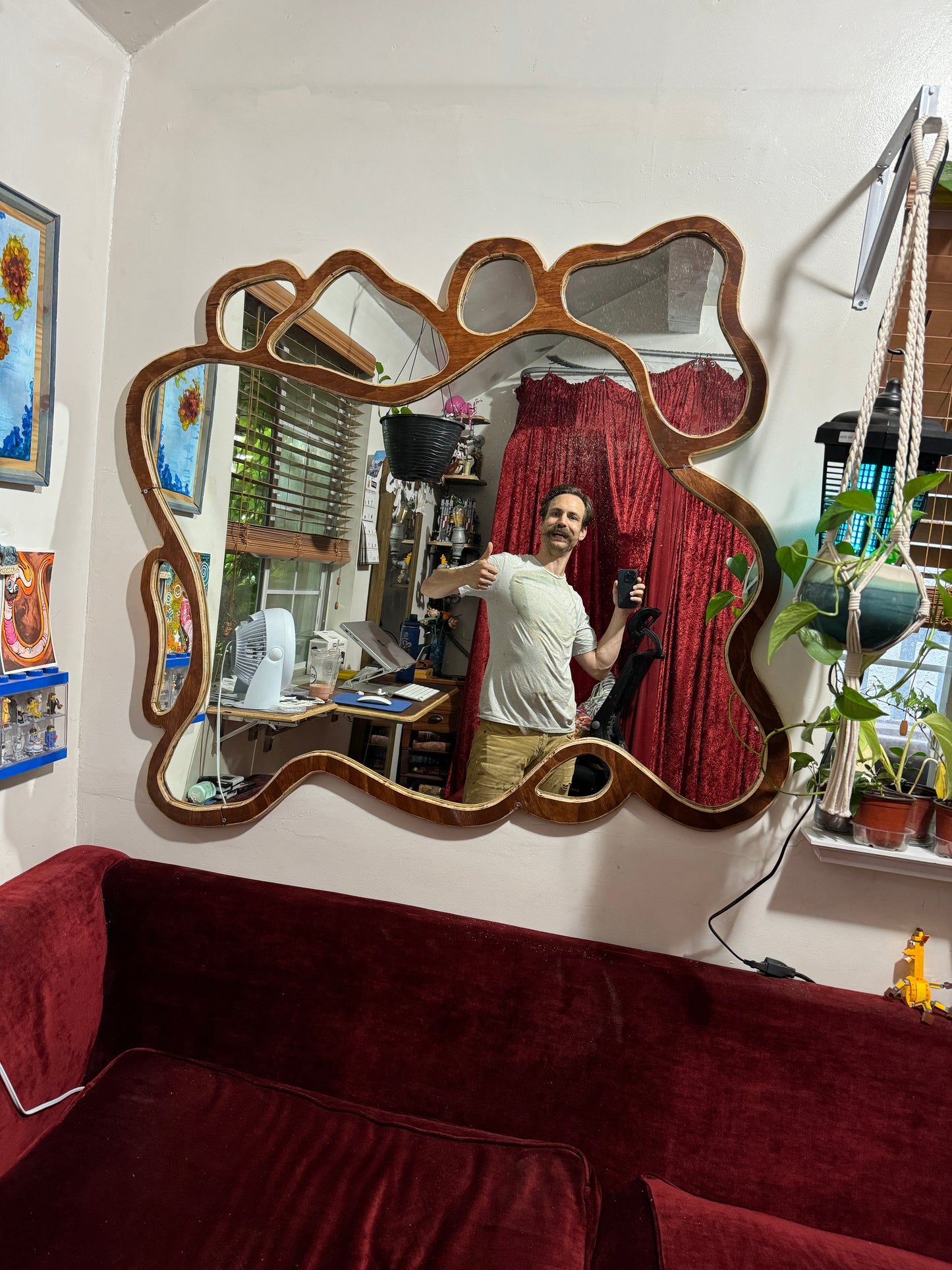 Glooby Mirror